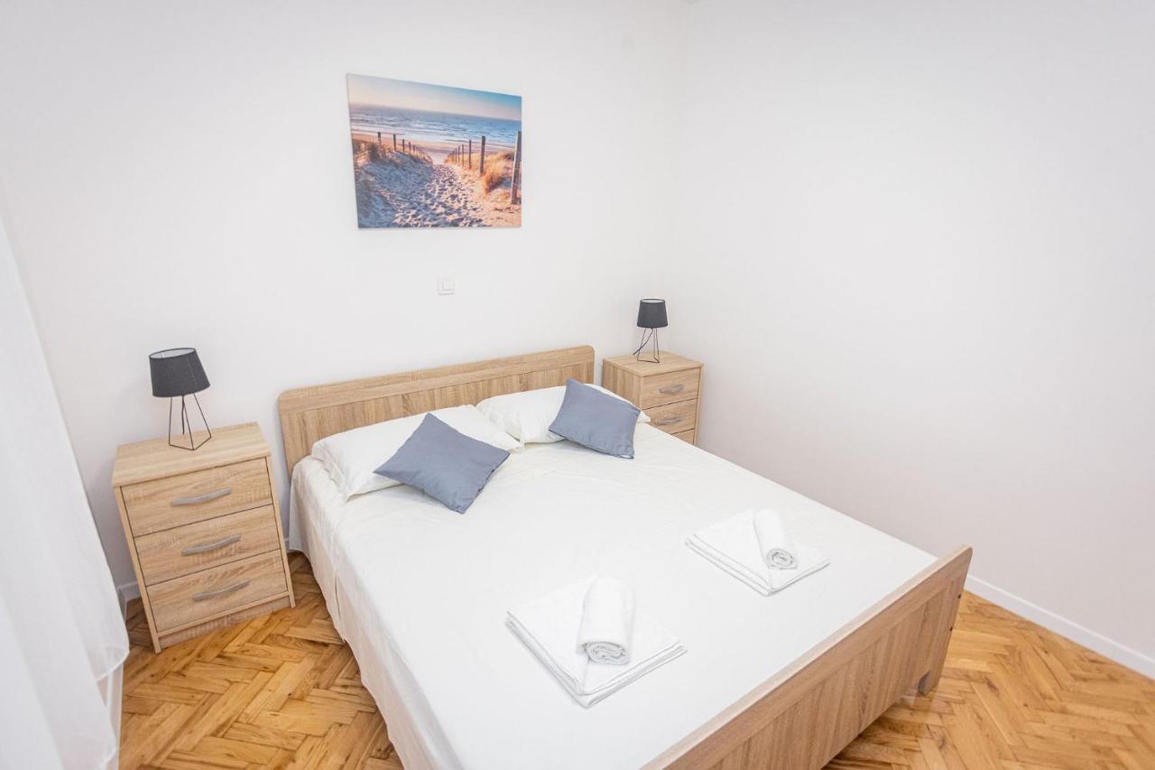 Apartments Veronika Trogir Exterior foto